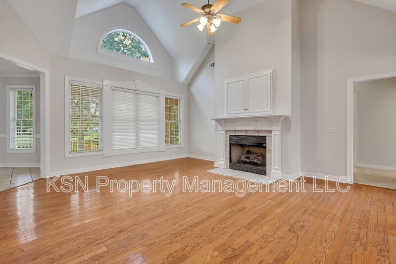 Charming 3-Bedroom Home with 3 Full Baths in Savannah's Southbridge neighborhood property image