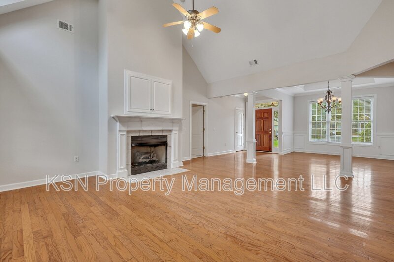 Charming 3-Bedroom Home with 3 Full Baths in Savannah's Southbridge neighborhood property image