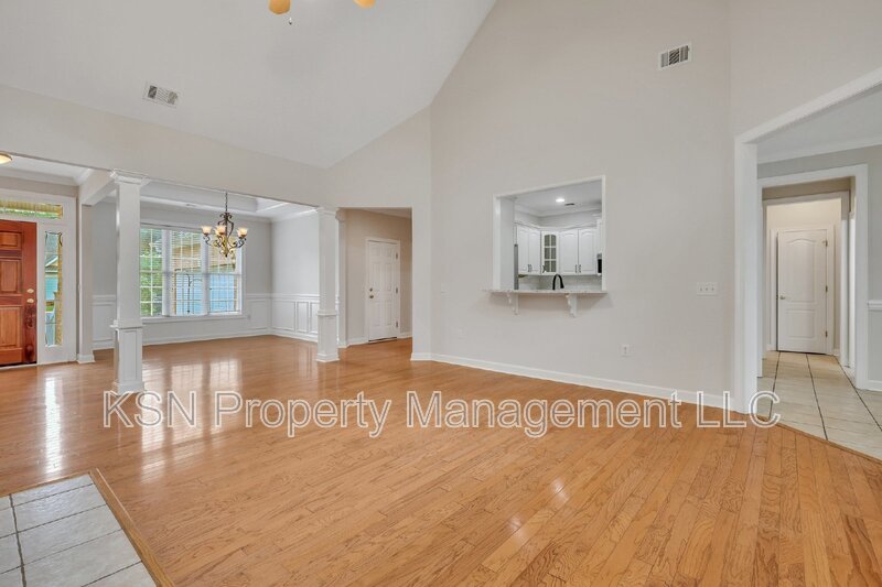 Charming 3-Bedroom Home with 3 Full Baths in Savannah's Southbridge neighborhood property image