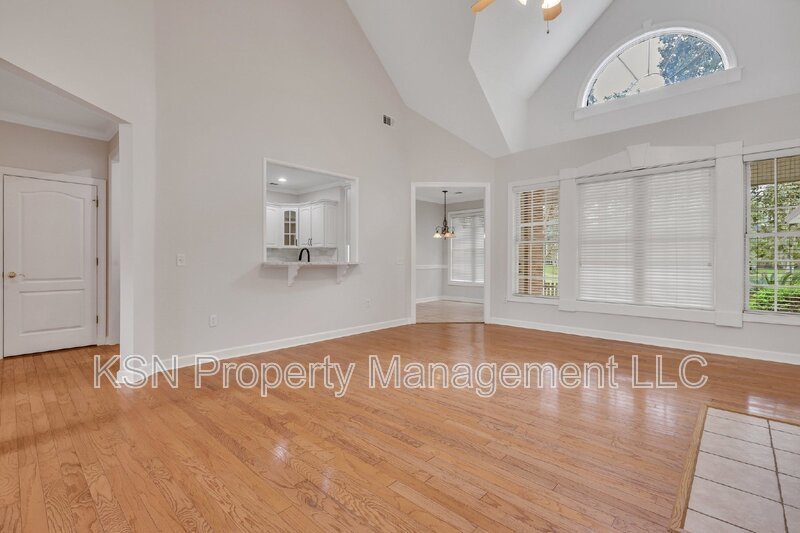 Charming 3-Bedroom Home with 3 Full Baths in Savannah's Southbridge neighborhood property image