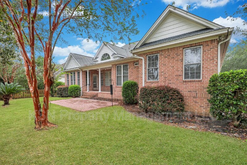 Charming 3-Bedroom Home with 3 Full Baths in Savannah's Southbridge neighborhood property image