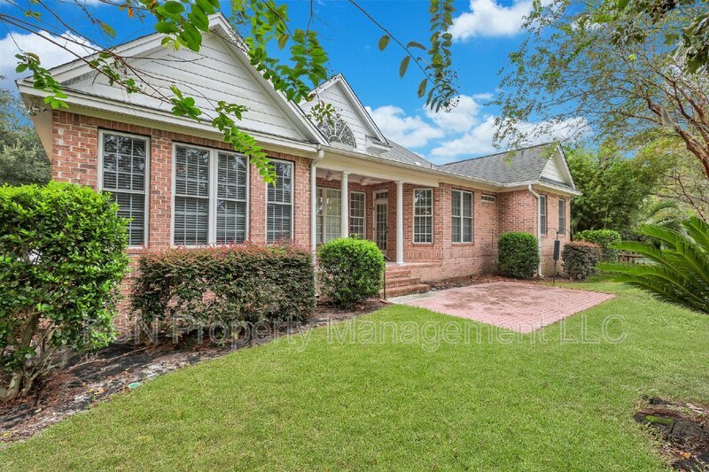 Charming 3-Bedroom Home with 3 Full Baths in Savannah's Southbridge neighborhood property image