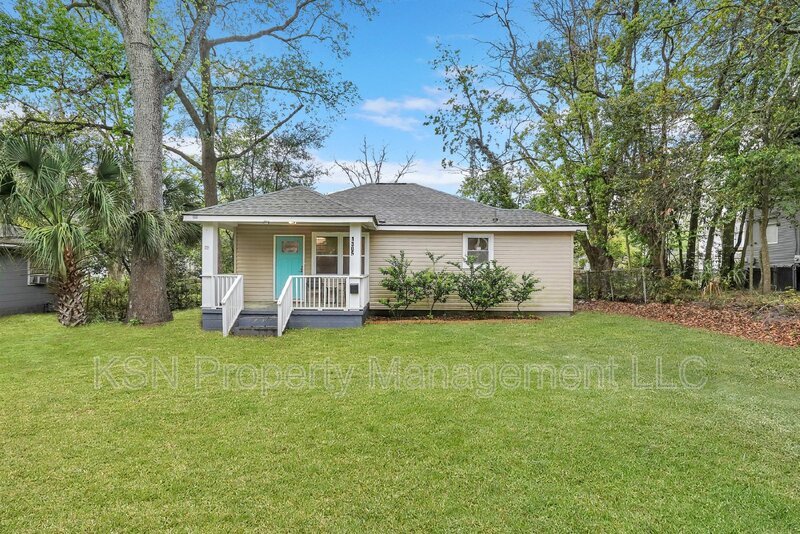 Executive Furnished Rental in Savannah, GA – Utilities Included! property image