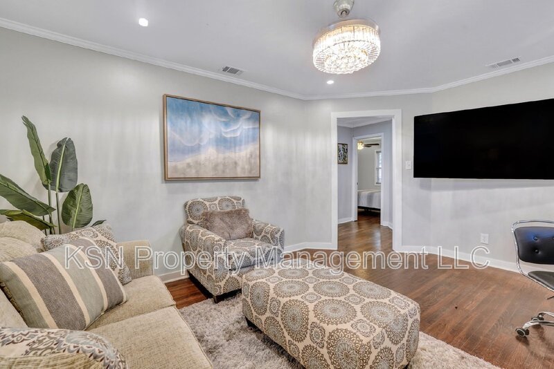 Executive Furnished Rental in Savannah, GA – Utilities Included! property image