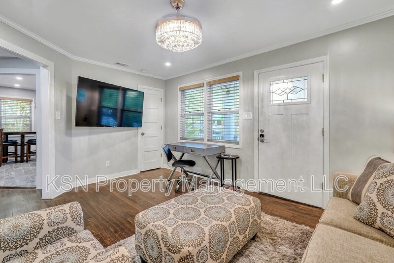 Executive Furnished Rental in Savannah, GA – Utilities Included! property image