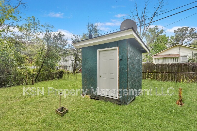Executive Furnished Rental in Savannah, GA – Utilities Included! property image