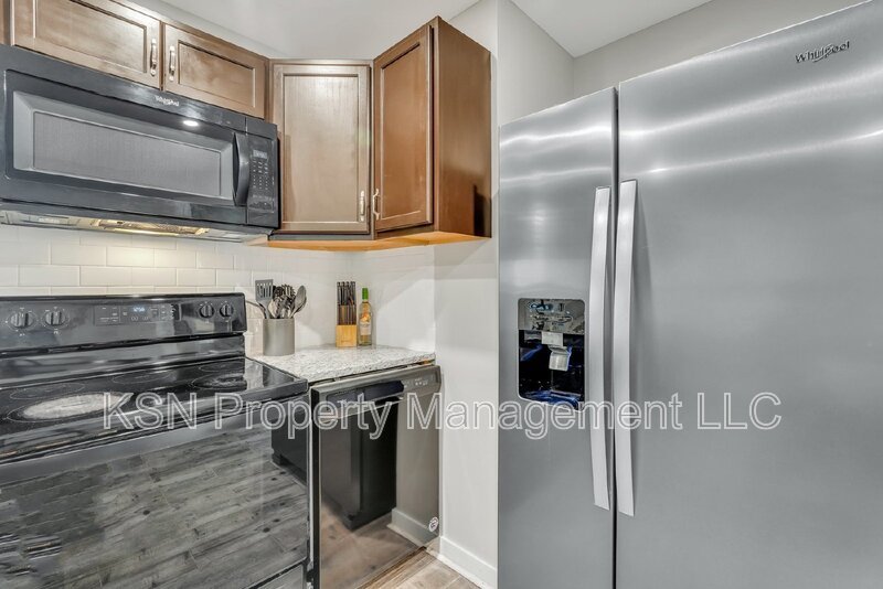 Executive Furnished Rental in Savannah, GA – Utilities Included! property image