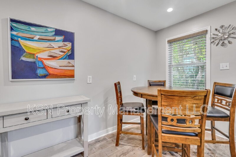 Executive Furnished Rental in Savannah, GA – Utilities Included! property image