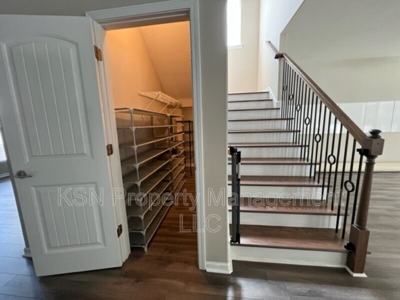 Spacious Pooler home. Lawncare included. property image