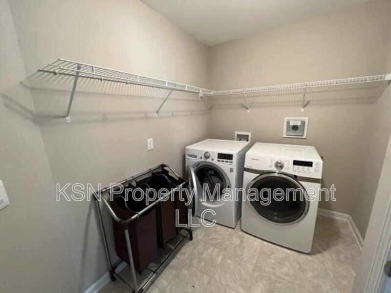 Spacious Pooler home. Lawncare included. property image