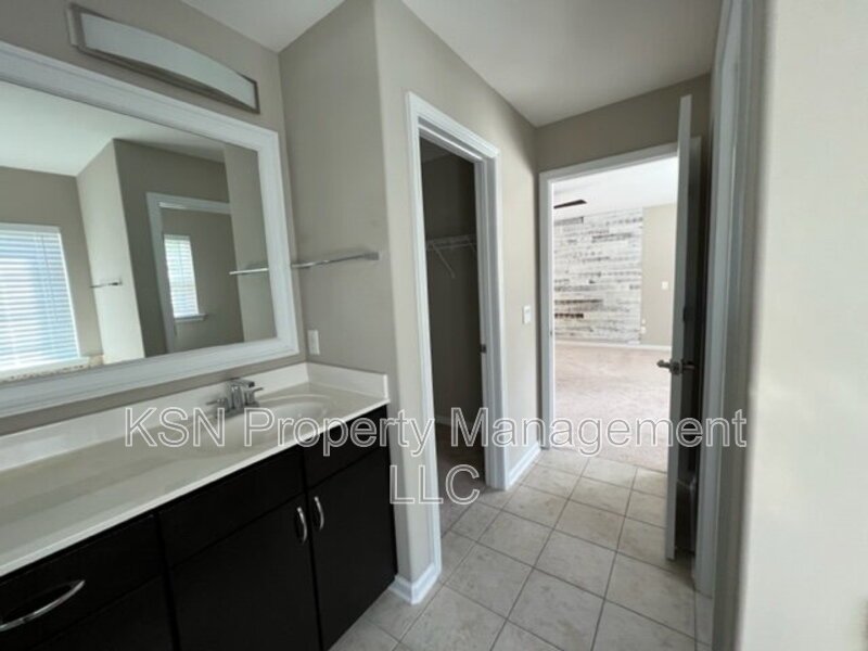 Spacious Pooler home. Lawncare included. property image