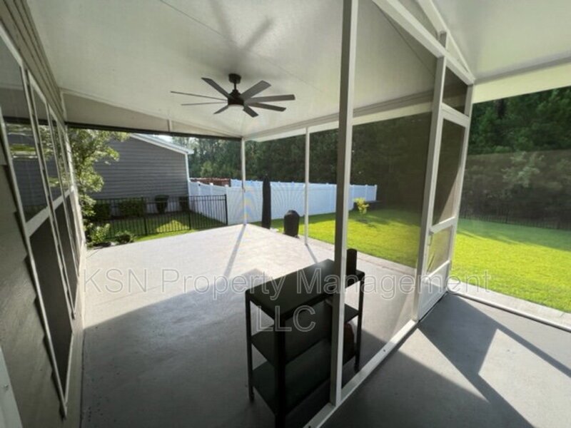 Spacious Pooler home. Lawncare included. property image