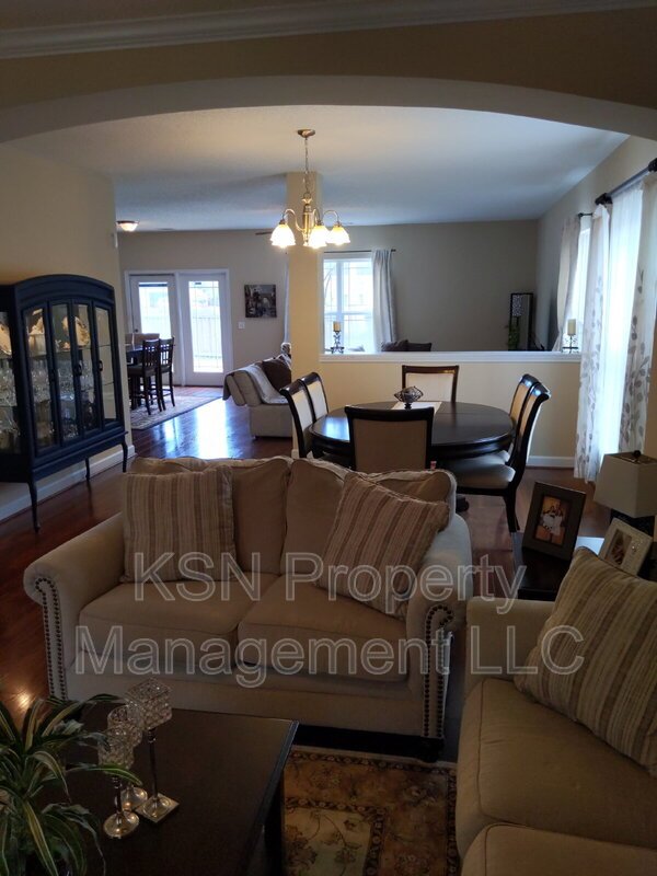 Spacious 4 bedroom in Godley Station property image