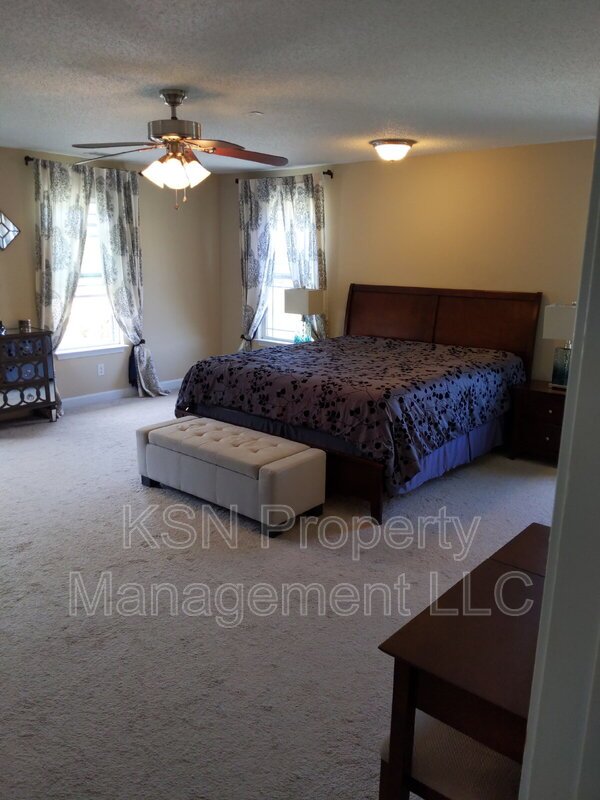 Spacious 4 bedroom in Godley Station property image