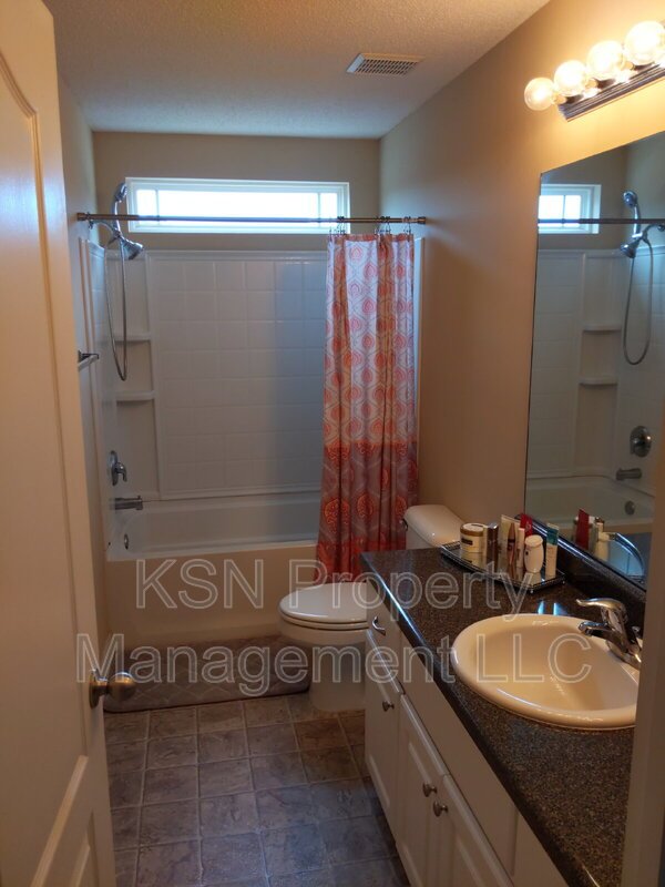 Spacious 4 bedroom in Godley Station property image
