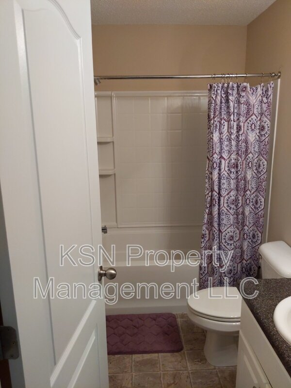 Spacious 4 bedroom in Godley Station property image