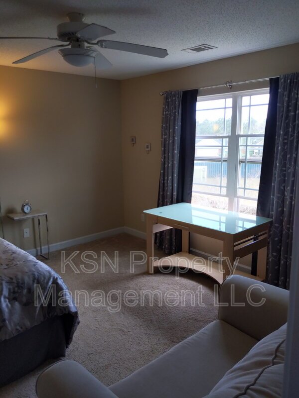 Spacious 4 bedroom in Godley Station property image