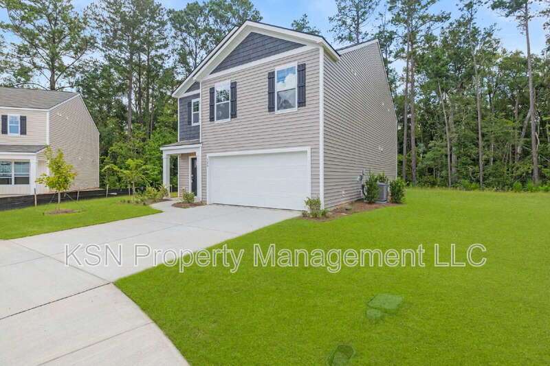 Brand new construction - large 5 bedroom house property image