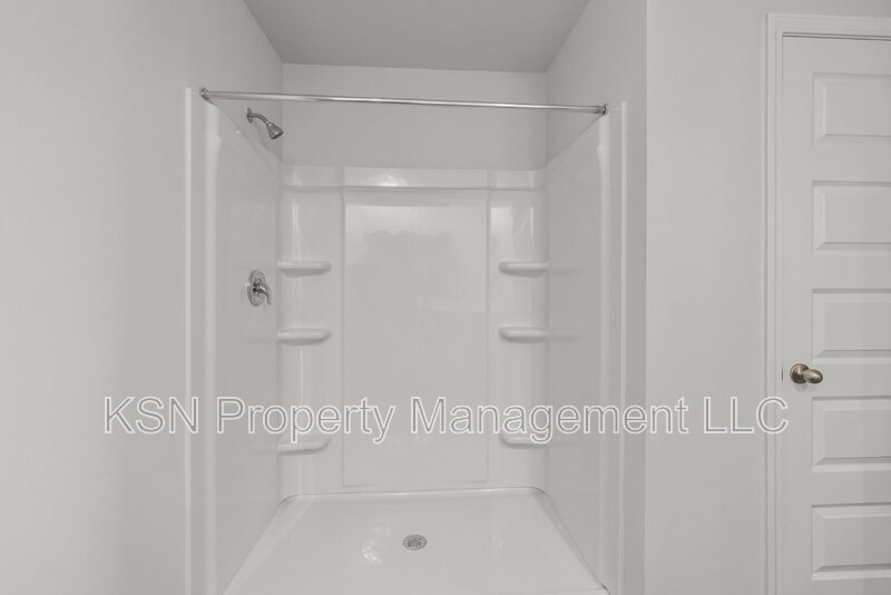 Brand new construction - large 5 bedroom house property image