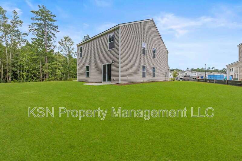 Brand new construction - large 5 bedroom house property image