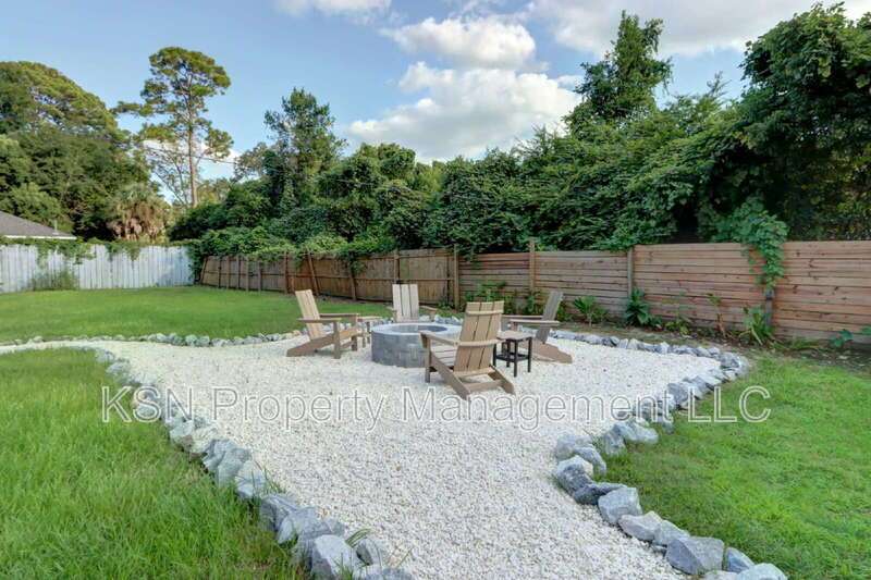 Beautiful home with great outdoor space. property image