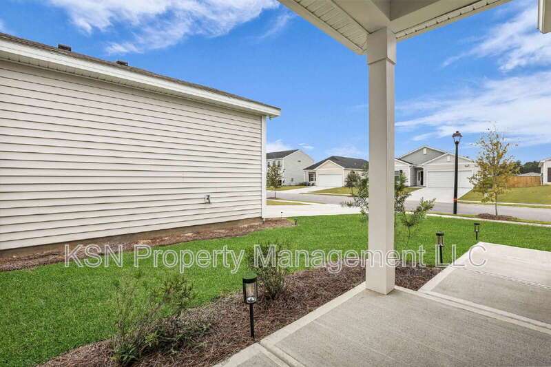 Beautiful Fully Furnished 4BR/2BA Home in Bloomingdale, GA – All Utilities Included! property image