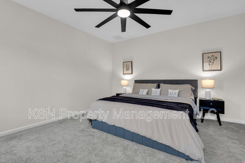 Beautiful Fully Furnished 4BR/2BA Home in Bloomingdale, GA – All Utilities Included! property image