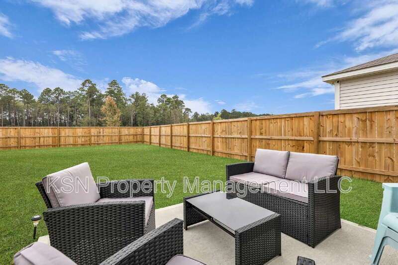 Beautiful Fully Furnished 4BR/2BA Home in Bloomingdale, GA – All Utilities Included! property image