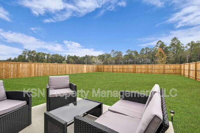 Beautiful Fully Furnished 4BR/2BA Home in Bloomingdale, GA – All Utilities Included! property image