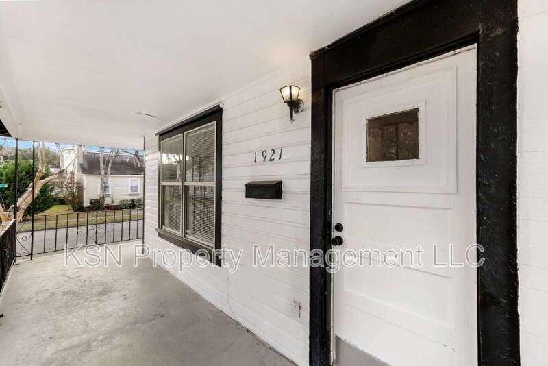 Newly renovated 4-Bedroom Home with 2 Full Baths in Savannah property image