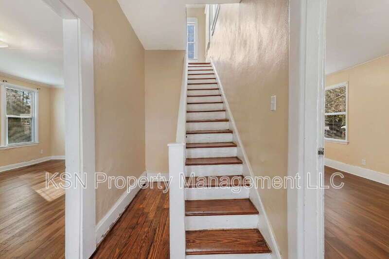 Newly renovated 4-Bedroom Home with 2 Full Baths in Savannah property image
