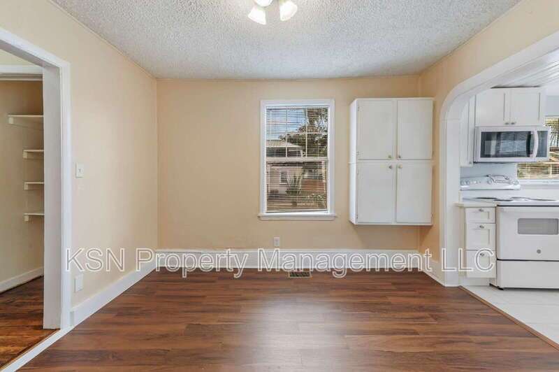Newly renovated 4-Bedroom Home with 2 Full Baths in Savannah property image