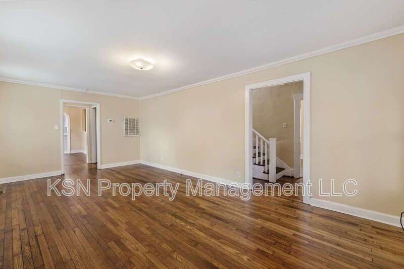 Newly renovated 4-Bedroom Home with 2 Full Baths in Savannah property image
