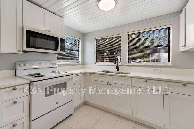 Newly renovated 4-Bedroom Home with 2 Full Baths in Savannah property image