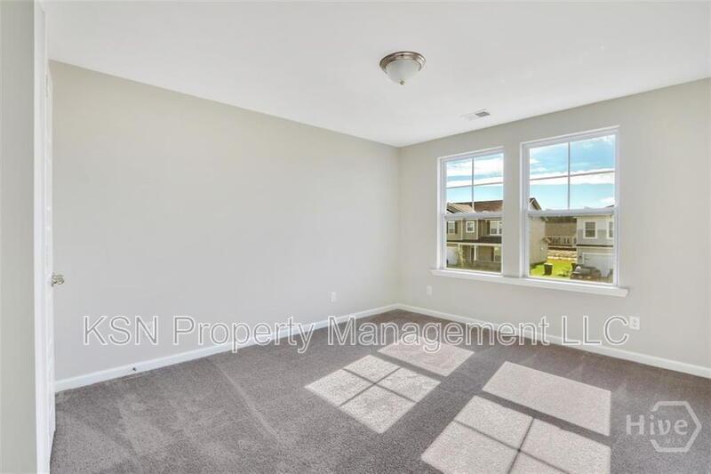 Beautiful home in the Cumberland Point subdivision property image