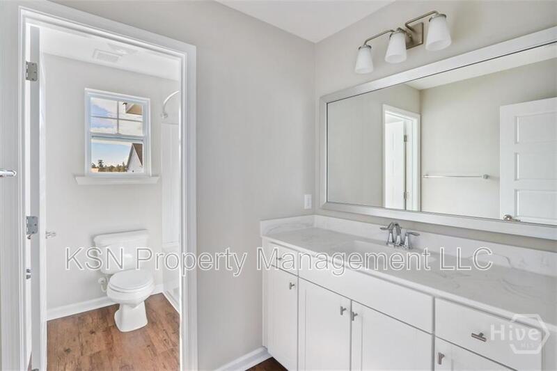 Beautiful home in the Cumberland Point subdivision property image