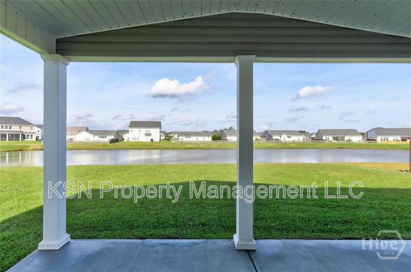 Beautiful home in the Cumberland Point subdivision property image