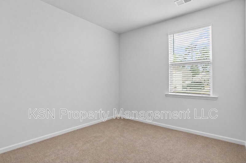 Recently built 4 bedroom home! property image