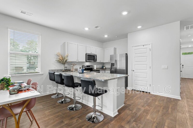Recently built 4 bedroom home! property image