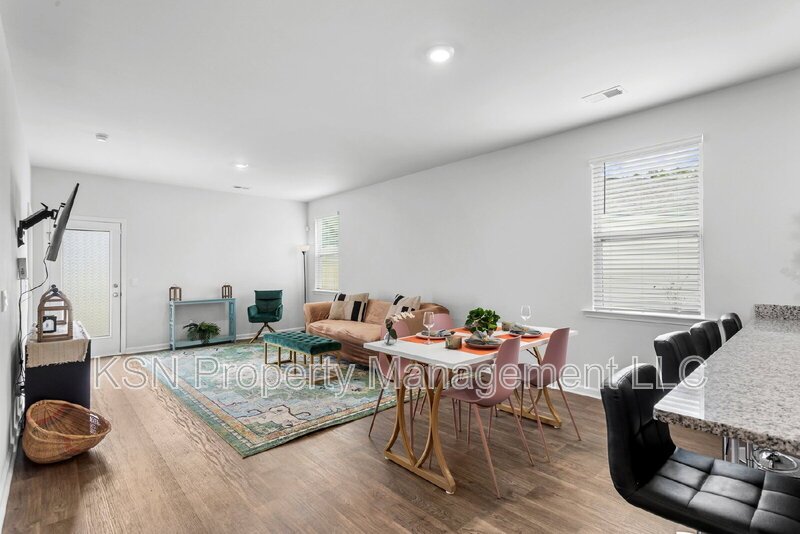 Recently built 4 bedroom home! property image