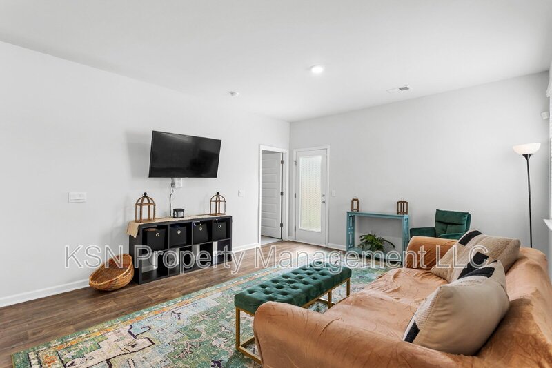 Recently built 4 bedroom home! property image