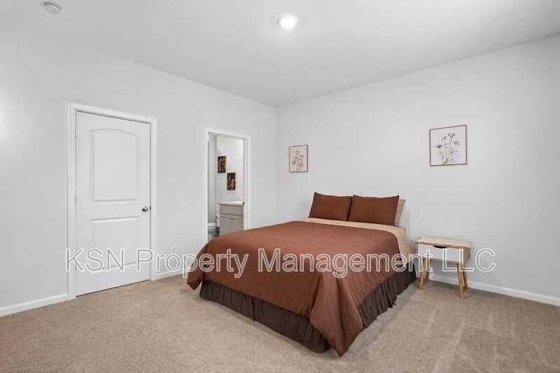 Recently built 4 bedroom home! property image