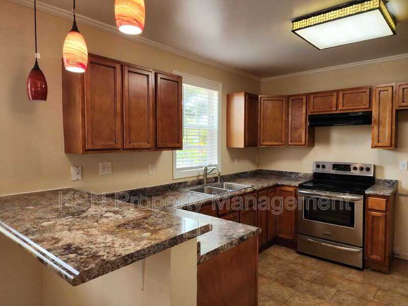 1 bedroom upstairs unit property image