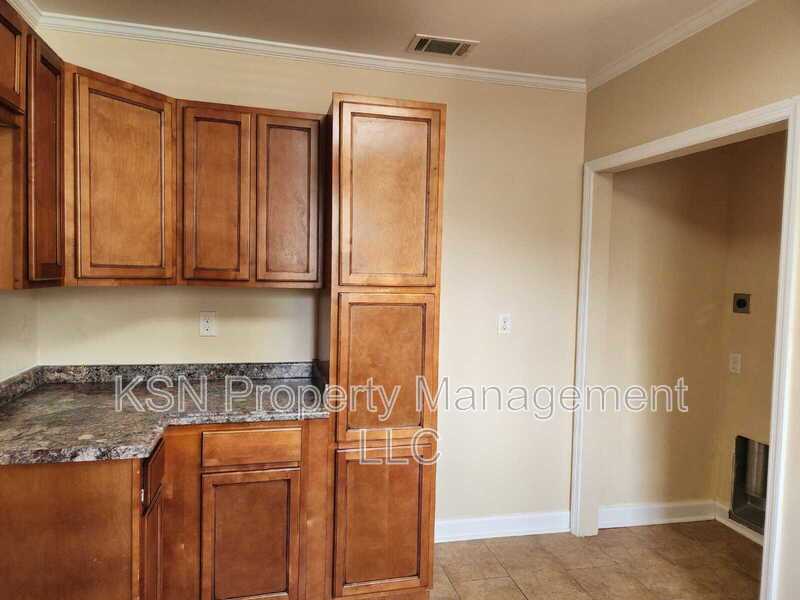 1 bedroom upstairs unit property image