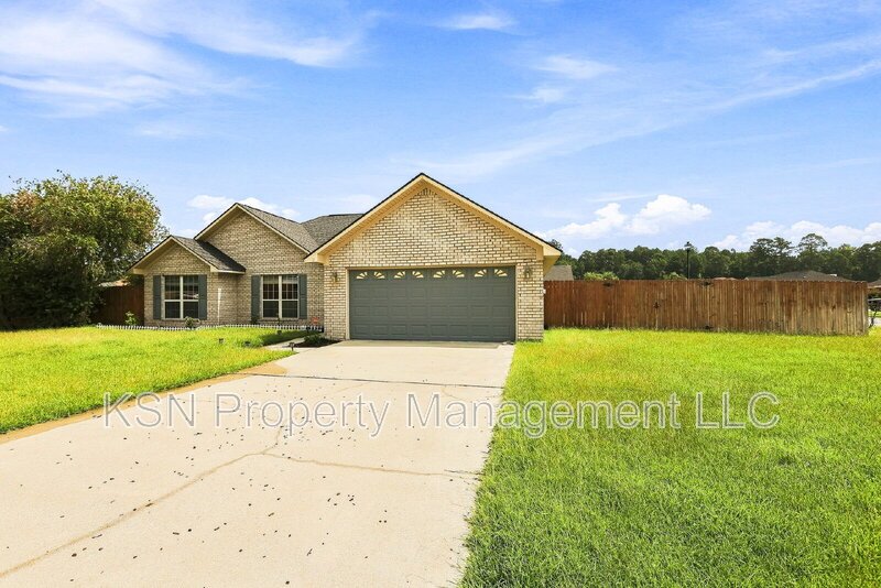 Coming soon! 3 bedroom 2 bath property in Midway property image