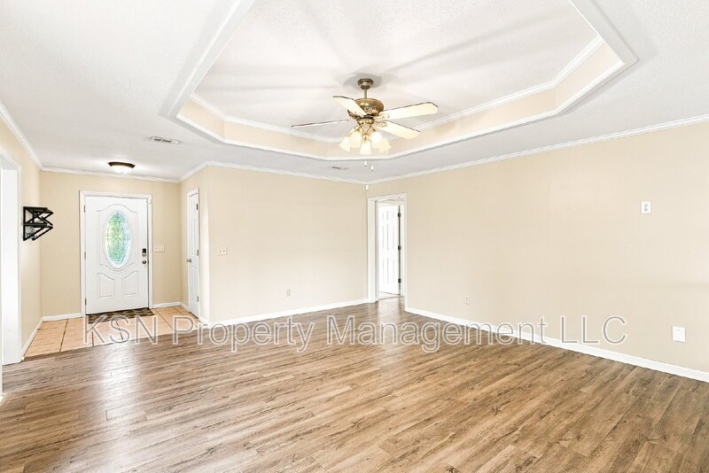 Coming soon! 3 bedroom 2 bath property in Midway property image