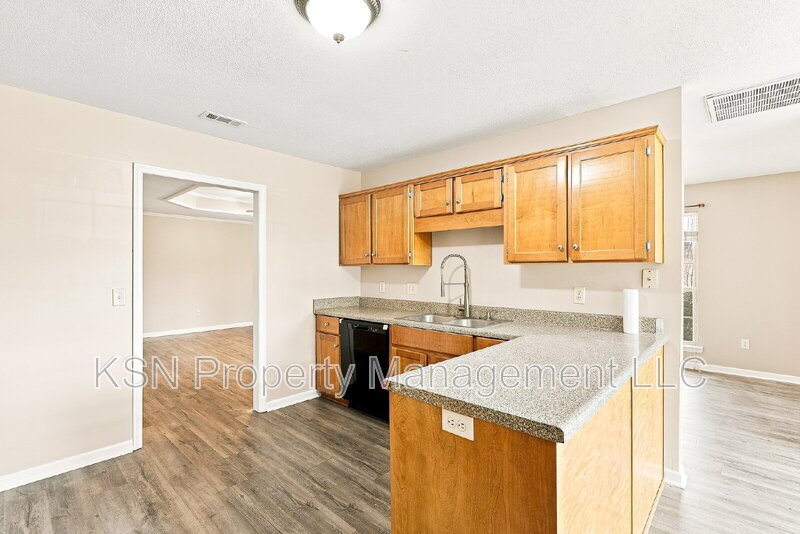 Coming soon! 3 bedroom 2 bath property in Midway property image
