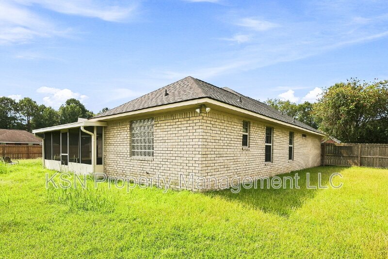 Coming soon! 3 bedroom 2 bath property in Midway property image