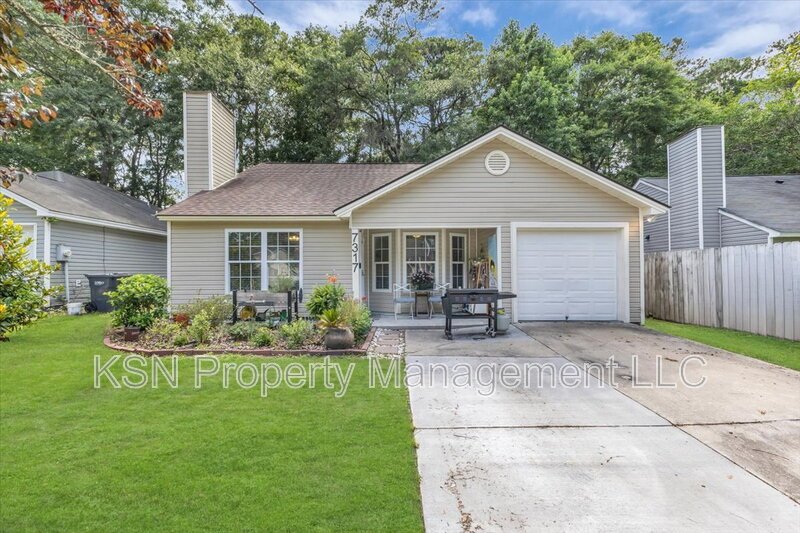 Three bedroom home with a great location and a fenced yard. property image