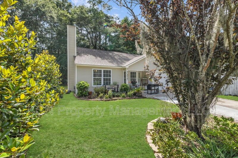 Three bedroom home with a great location and a fenced yard. property image